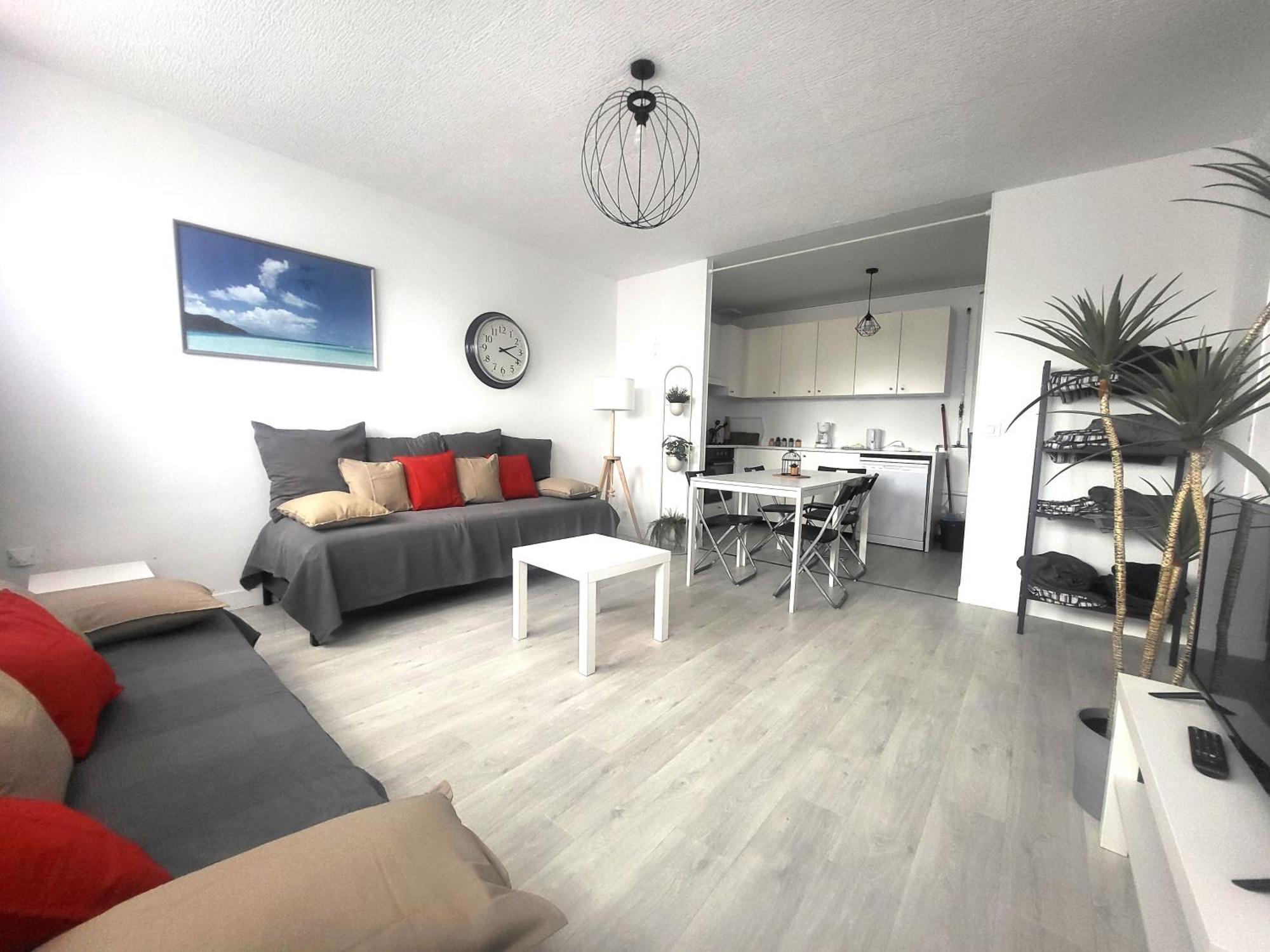 St-Quentin-En-Yvelines Plusieurs Appartements Avec Parking Trappes Værelse billede