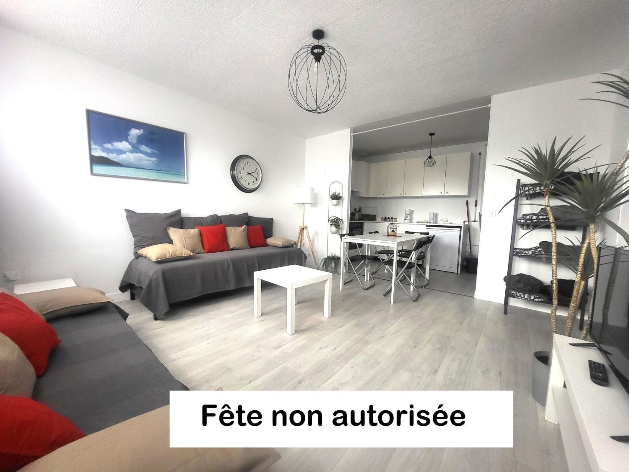 St-Quentin-En-Yvelines Plusieurs Appartements Avec Parking Trappes Værelse billede